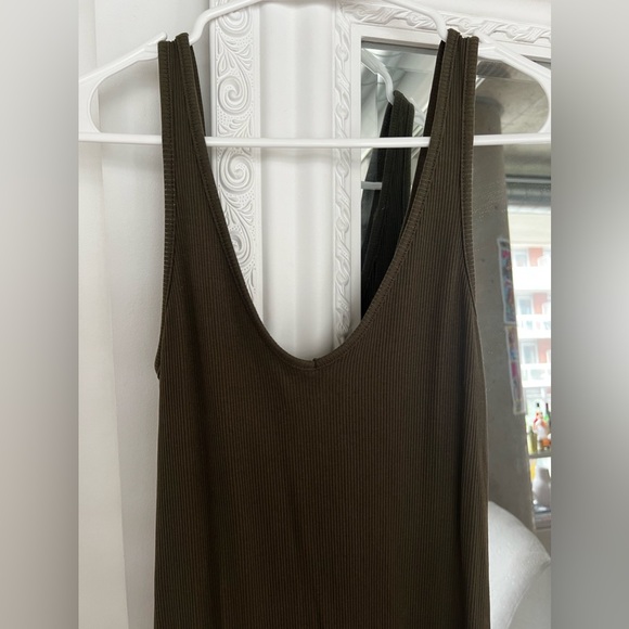 Olive green ribbed Zara tank dress - Picture 2 of 6